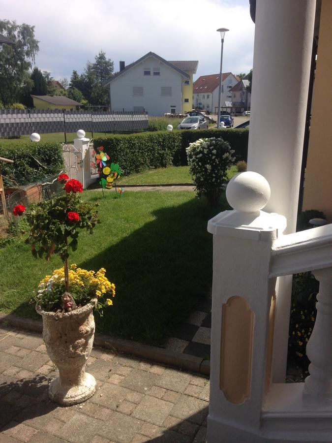 Gaestehaus Tante Tienchen 7 Minuten Zu Fuss Zum Europa Park , Plus Kostenloses Parkplatzticket Rulantica ,Alle Unsere Suiten Haben Einen Balkon Rust Dış mekan fotoğraf