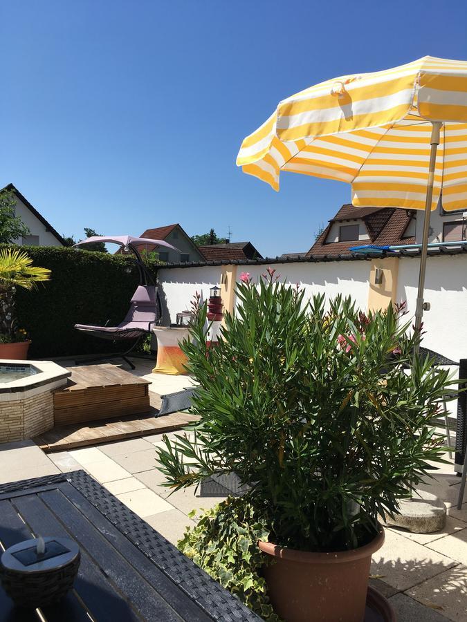 Gaestehaus Tante Tienchen 7 Minuten Zu Fuss Zum Europa Park , Plus Kostenloses Parkplatzticket Rulantica ,Alle Unsere Suiten Haben Einen Balkon Rust Dış mekan fotoğraf